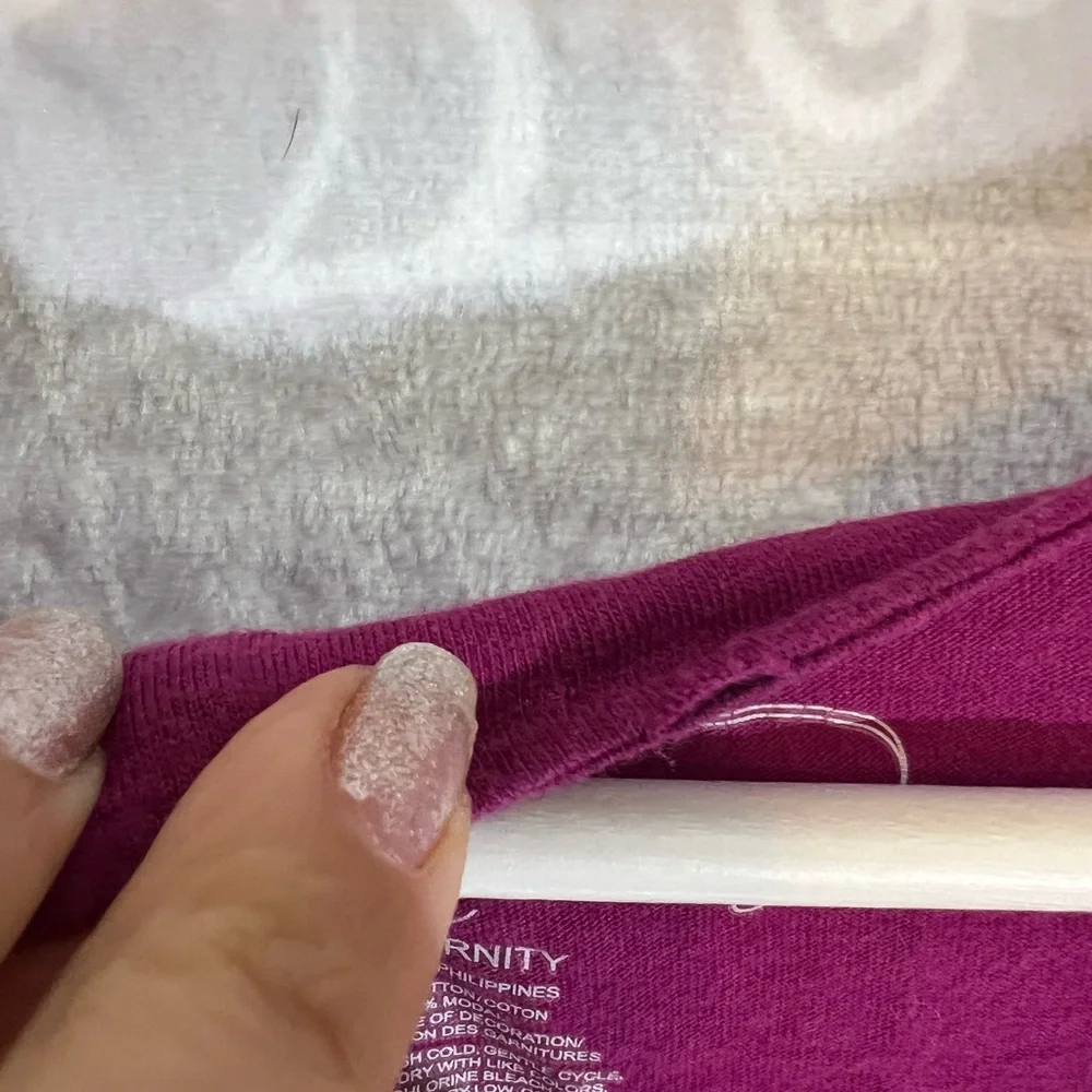 OLD MAVY FUSCIA MATERNITY XL TOP FAIR TWO TINY HOLES TIE WASTE CUTE ADORABLE 727